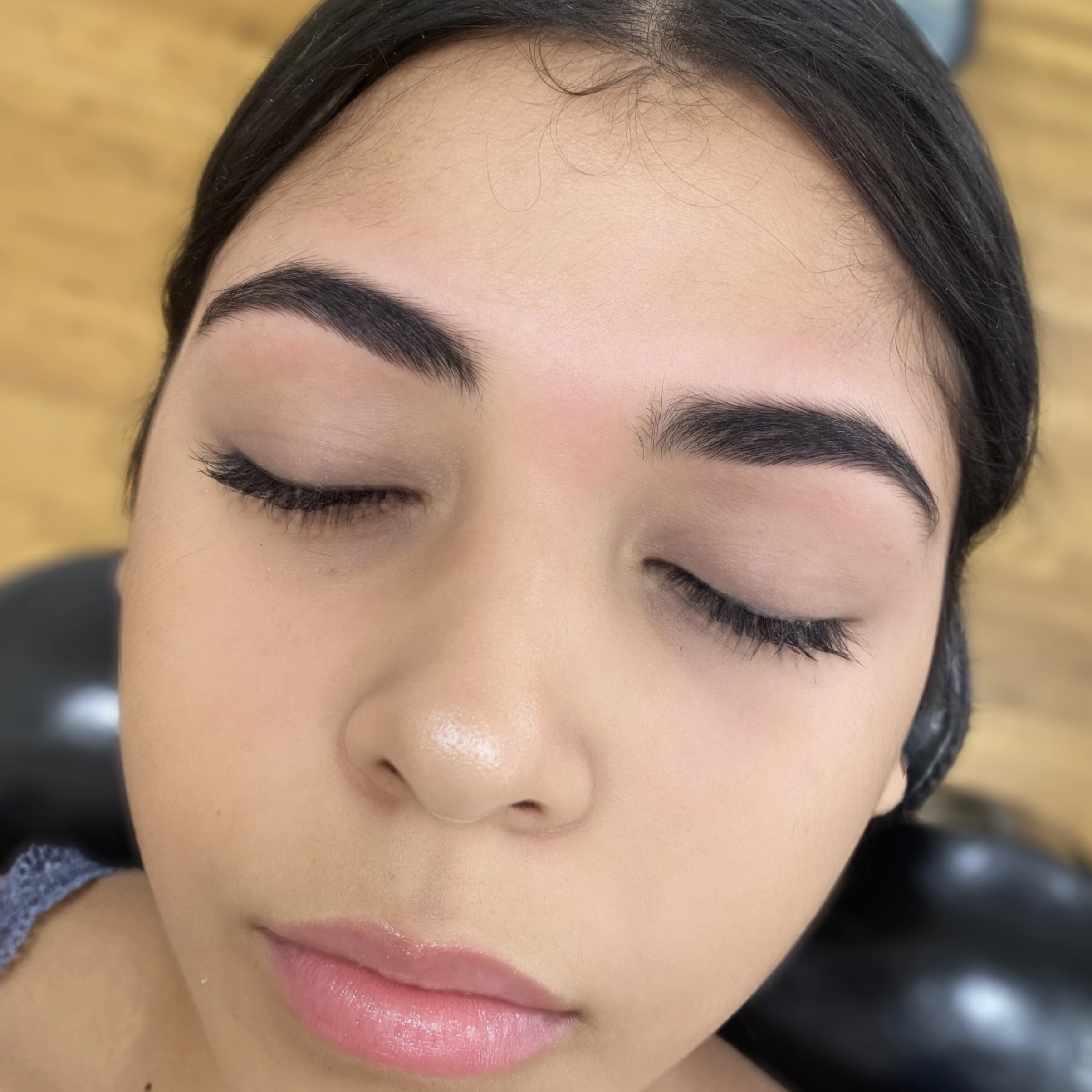 Why You Should Consider Threading Your Eyebrows - What Is Eyebrow Threading